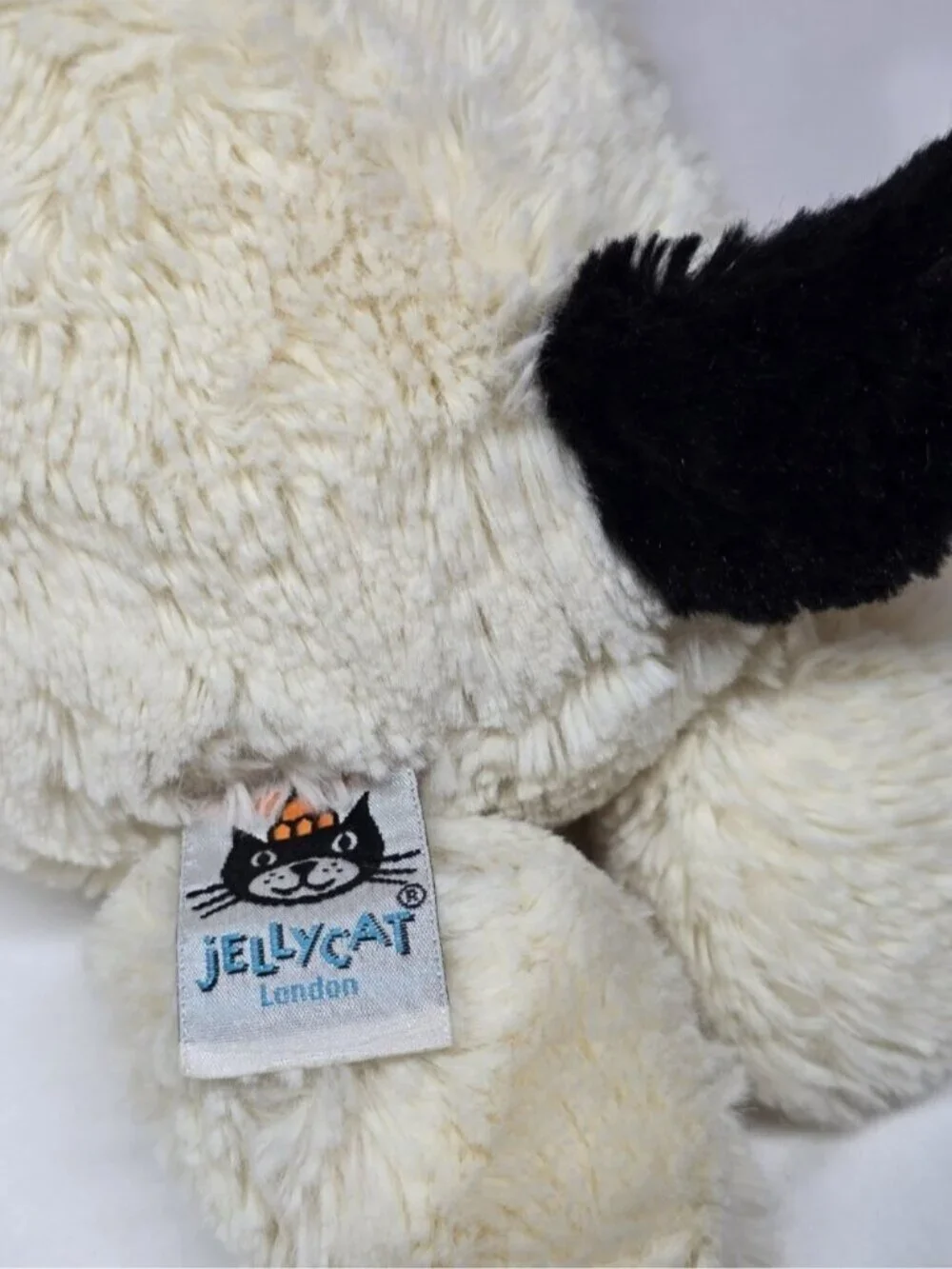 Jellycat bashful black